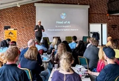 Visual part of a collage, element 17